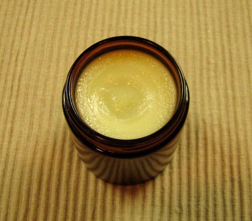 Homemade coconut oil muscle rub